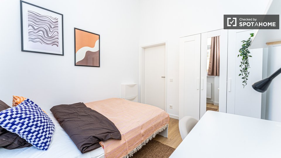 Double room Berlin, 8 beds, 136m² — photo 3