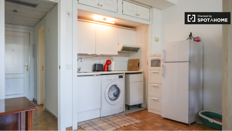 Apartment Madrid, 1 bed — photo 6