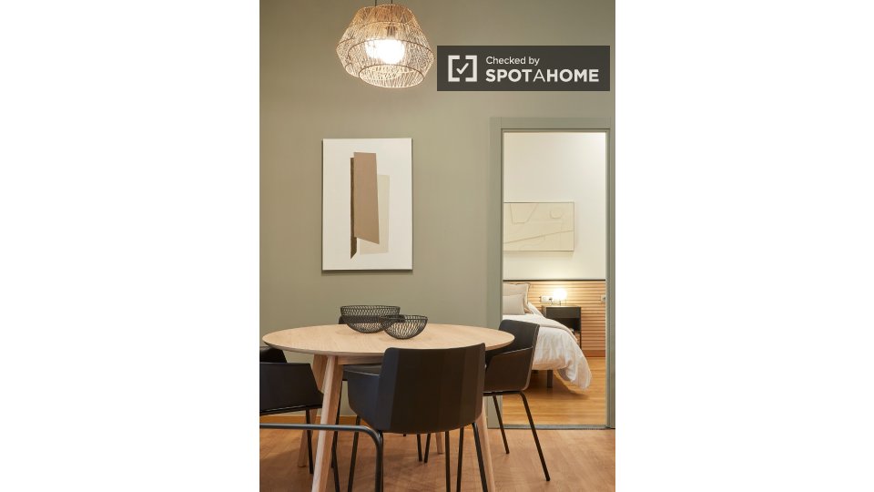 Apartment Barcelona, 2 beds — photo 2