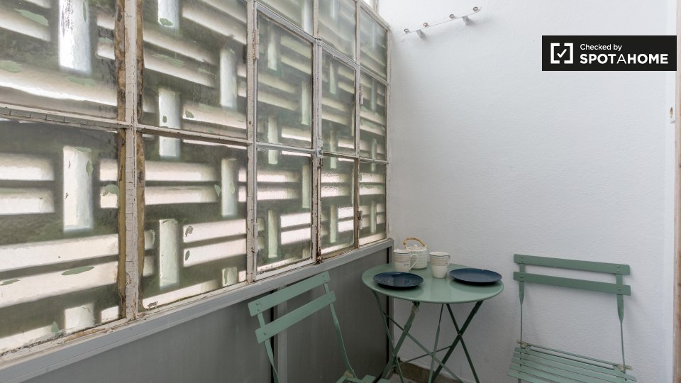 Apartment Lisbon, 1 bed — photo 8