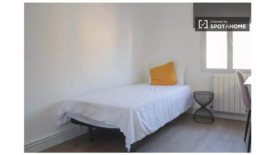 Double room Madrid, 4 beds — photo 19