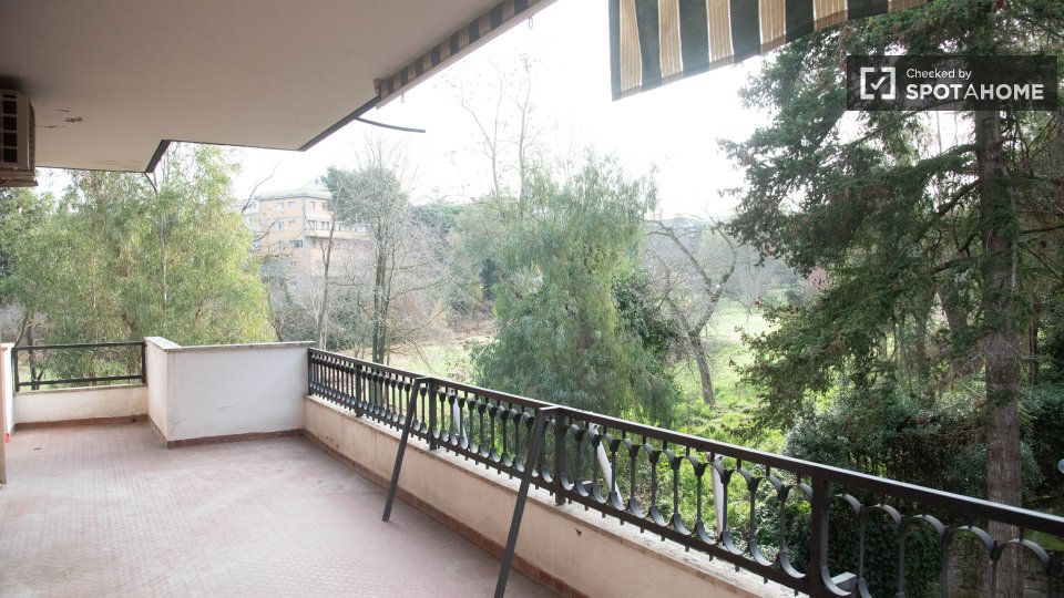 Double room Rome, 4 beds — photo 8