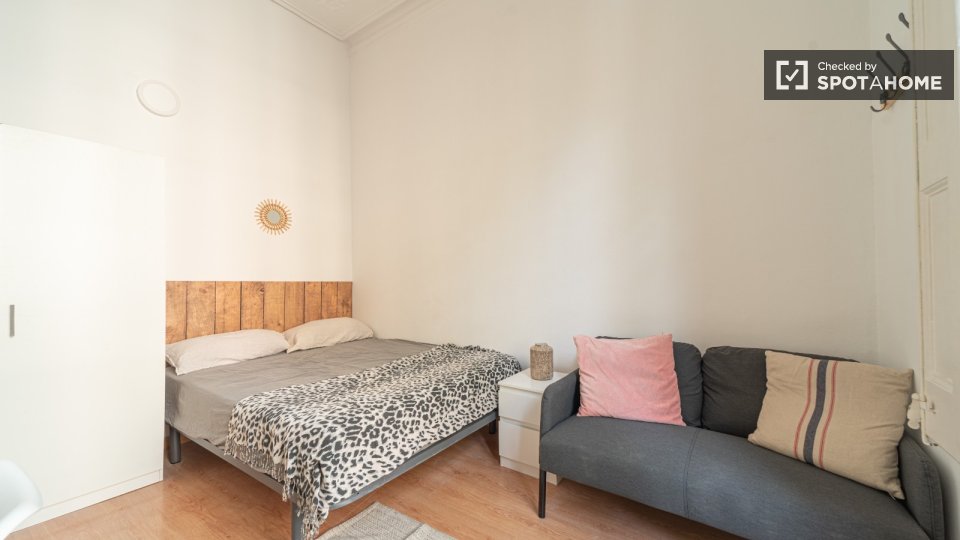 Camera doppia Barcellona, 9 camere, 250m² — foto 33