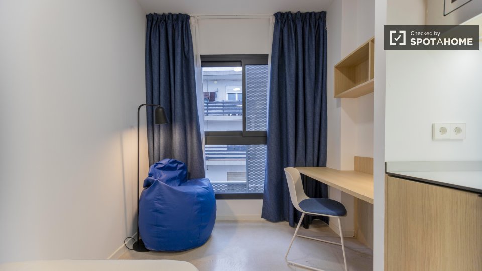 Double room Valencia, 70 beds — photo 2