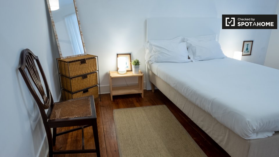 Apartment Lisbon, 3 beds — photo 19