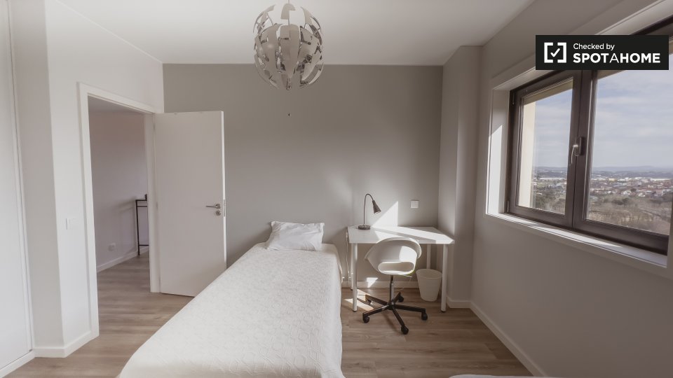 Apartment Porto, 1 bed, 59m² — photo 14