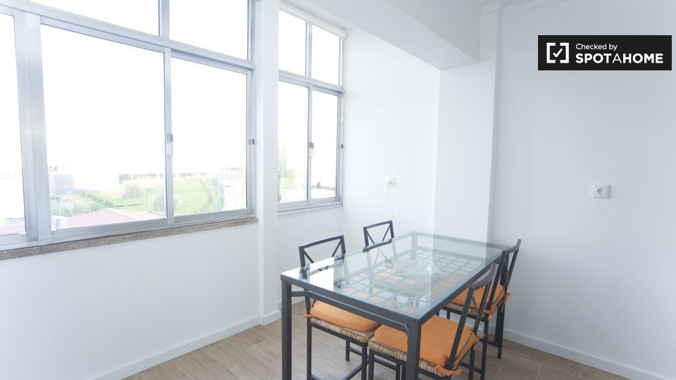 Double room Lisbon, 4 beds, 120m² — photo 9