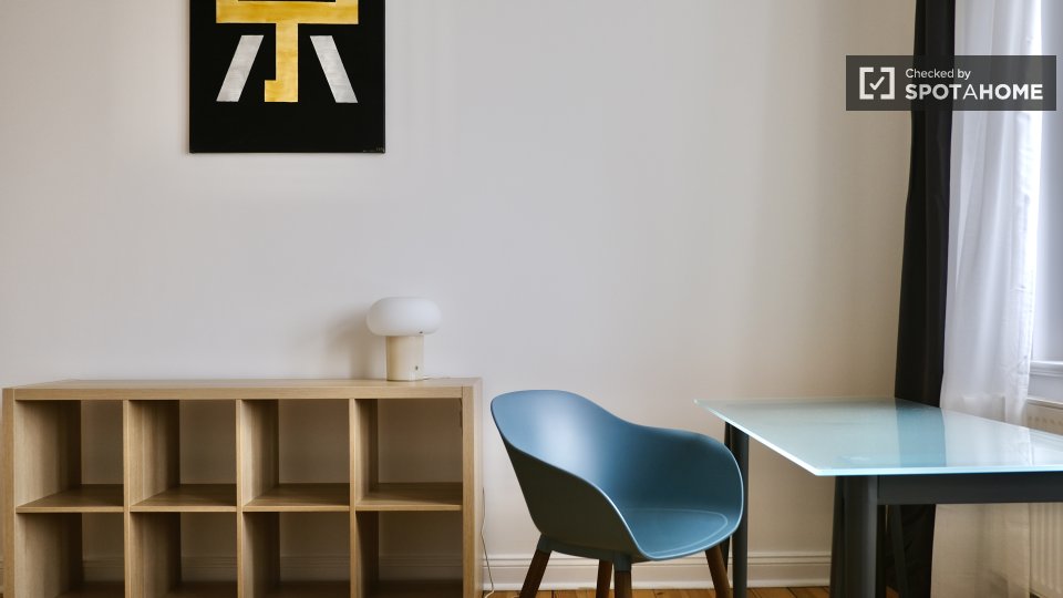 Double room Berlin, 4 beds, 115m² — photo 8