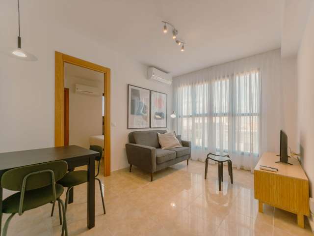 Studio apartment for rent in Algirós, Valencia - Més