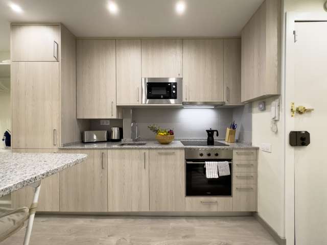 2-bedroom apartment for rent in La Barceloneta, Barcelona - View 4