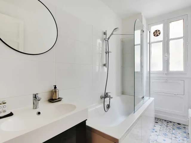 Apartment in Paris - View 5