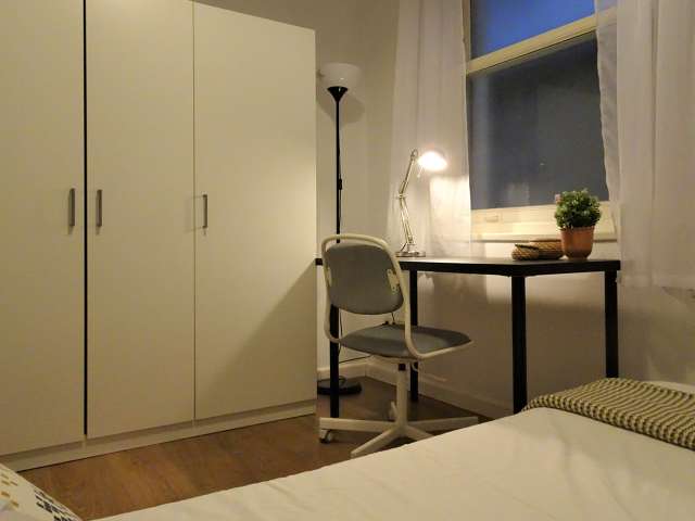 1 room of 48m² in Madrid photo 17