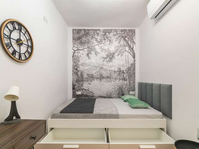 1 room of 78m² in Barcelona photo 4