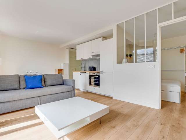1-bedroom apartment for rent in Plateau, Paris - View 4