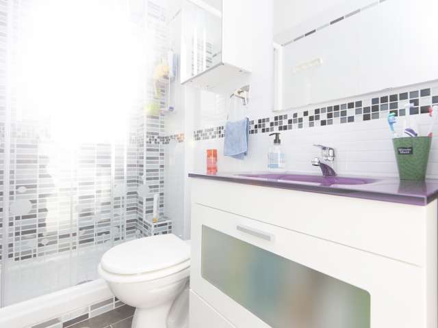 1 room of 72m² in Madrid photo 13