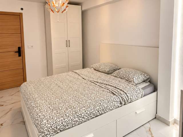1 room of 93m² in Alicante photo 19