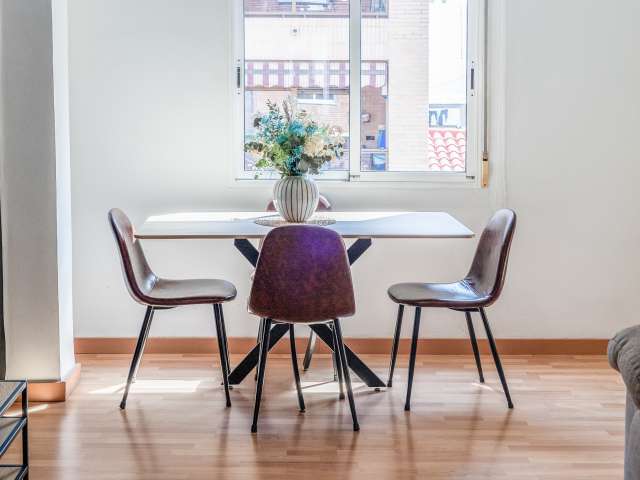 3-room apartment of 89m² in Valencia photo 3