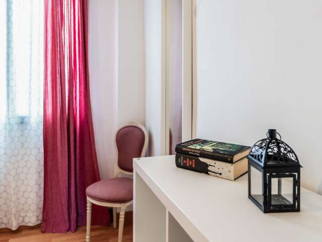 3-room apartment of 89m² in Valencia photo 16