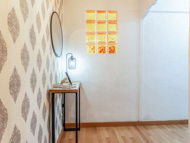 3-room apartment of 89m² in Valencia photo 10