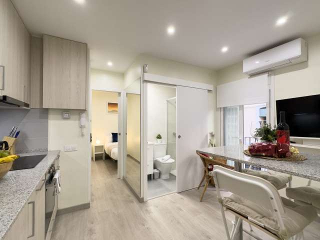 2-bedroom apartment for rent in La Barceloneta, Barcelona - View 2