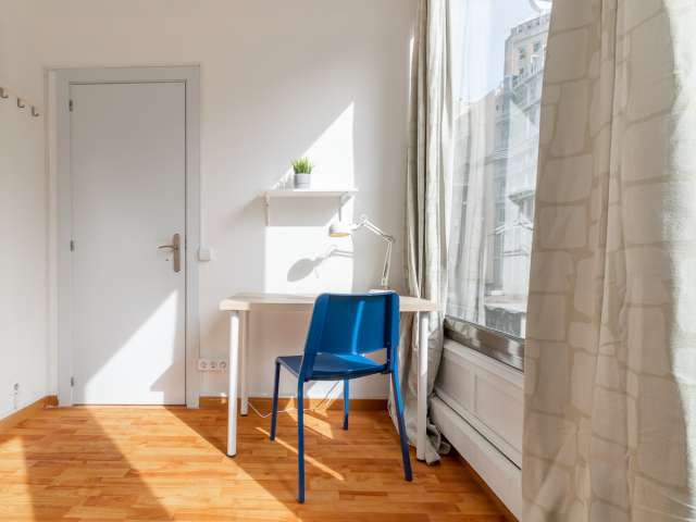 1 room of 23m² in Barcelona photo 3