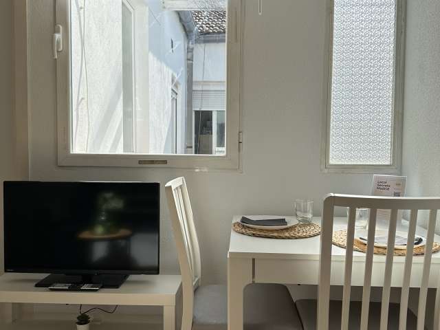 1-bedroom apartment for rent in Delicias, Madrid. - View 6