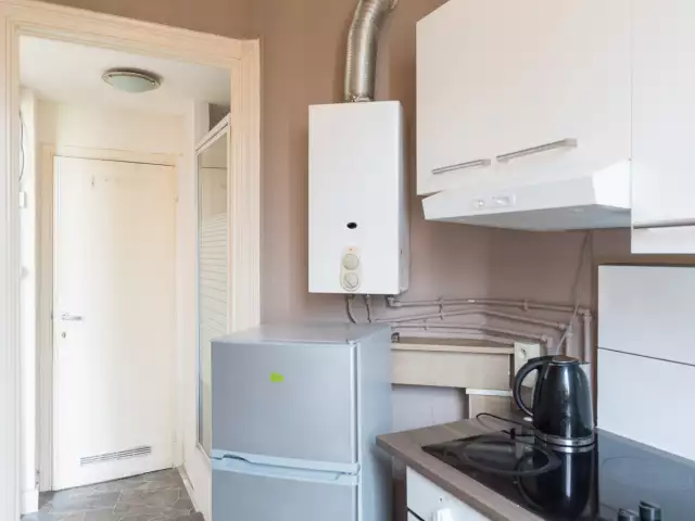 Intimate 1-bedroom apartment for rent in Schaerbeek