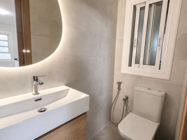 1 room of 93m² in Alicante photo 9