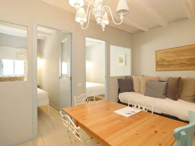 2-bedroom apartment for rent in el Gotic, Barcelona - View 4