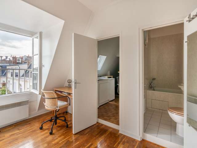 Studio for rent in Triangle d'Or, Paris - Vue 6