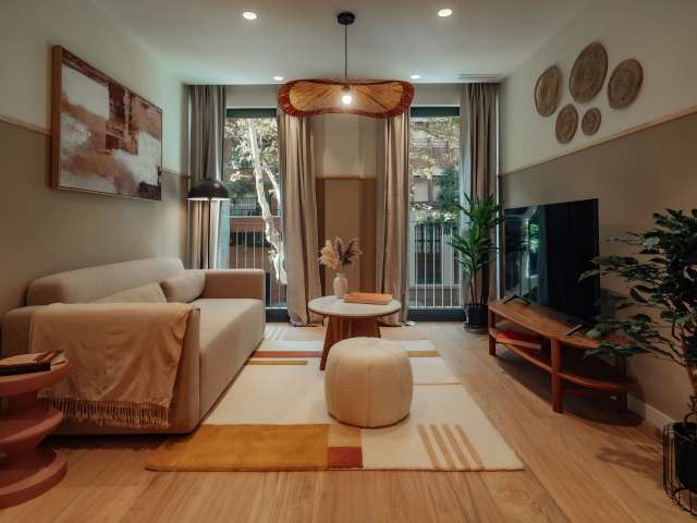 1-bedroom apartment for rent in El Fort Pienc, Barcelona - View 4