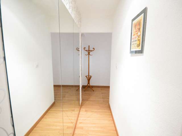 3-bedroom apartment for rent in Aiora, Valencia - View 5