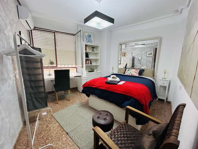 1 room of 165m² in Llíria photo 2