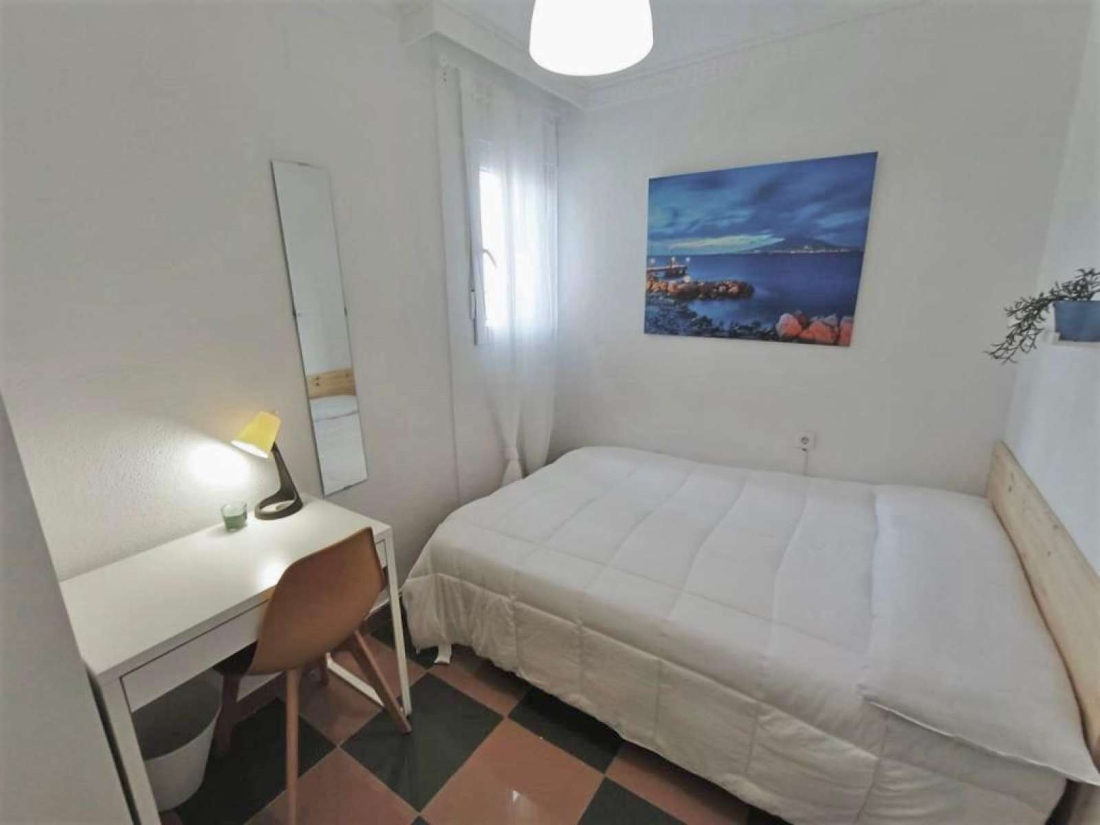 Room shared for rent in Casería de Montijo, Granada
