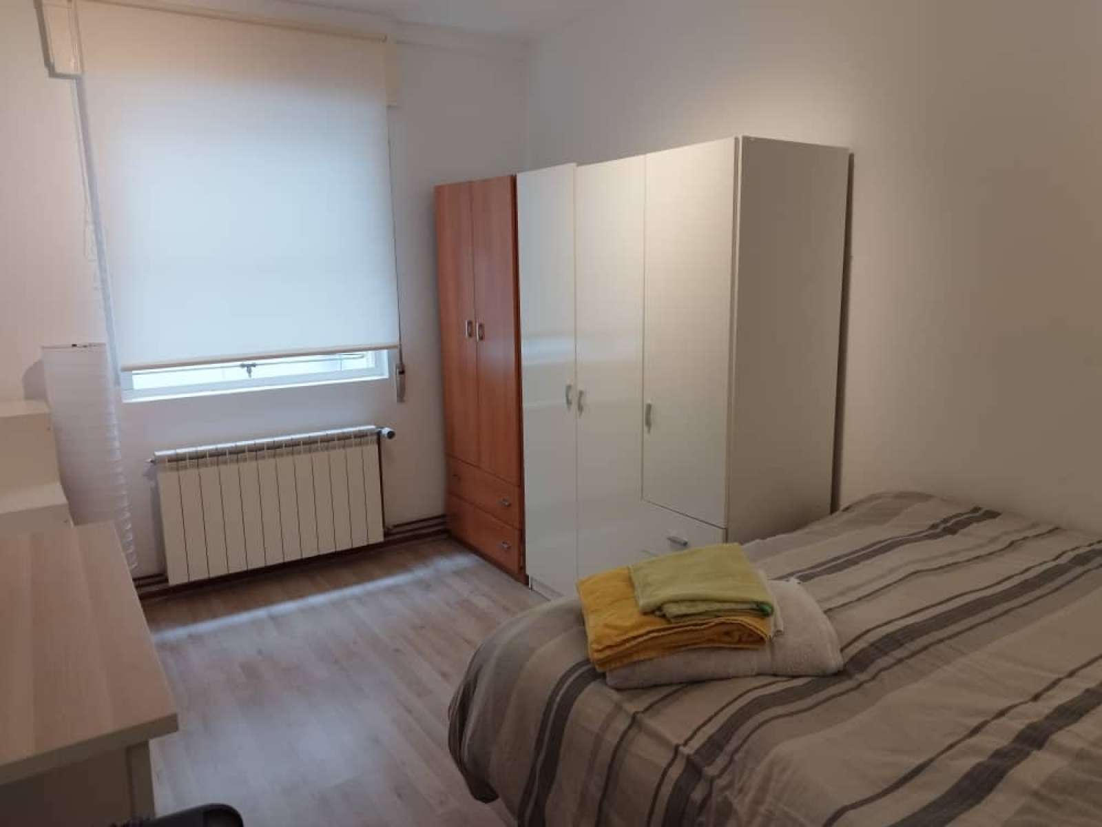 Room in shared apartment for rent in Santander