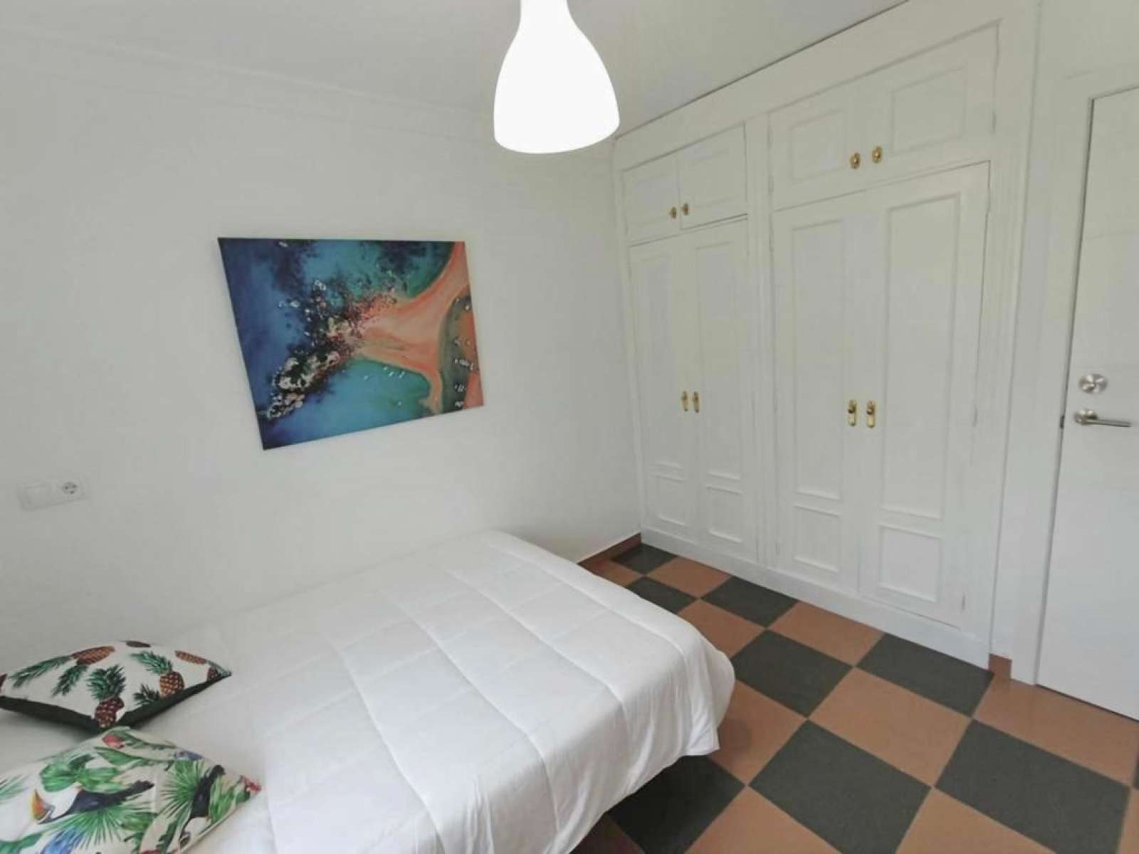 Room shared for rent in Casería de Montijo, Granada