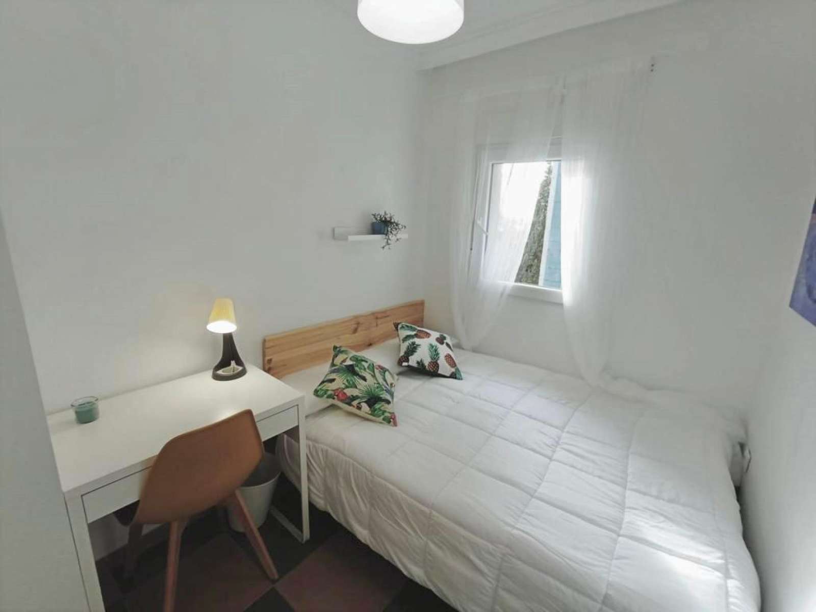 Room shared for rent in Casería de Montijo, Granada