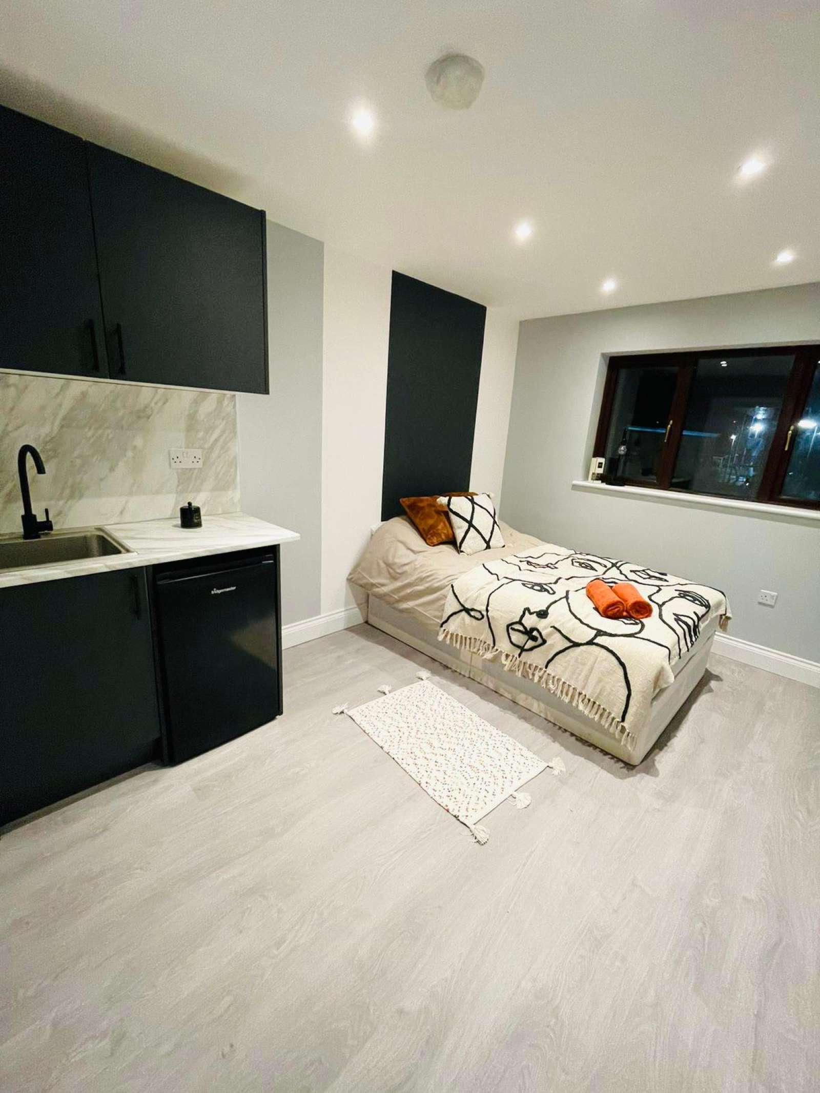 Studio apartment for rent in East Ham, London (ref 963459) Spotahome