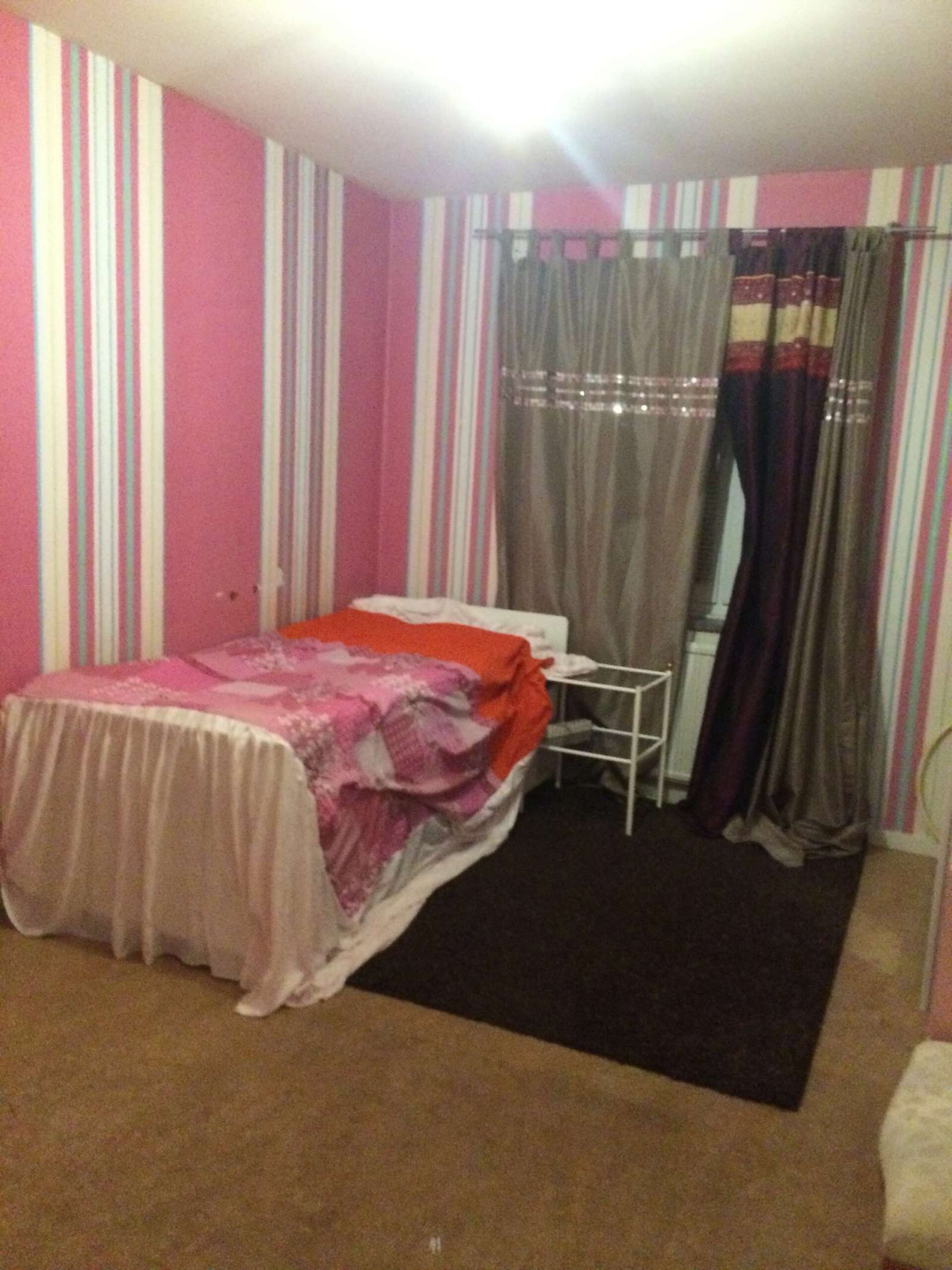 Room for rent in a 3-bedroom apartment in Stockholm
