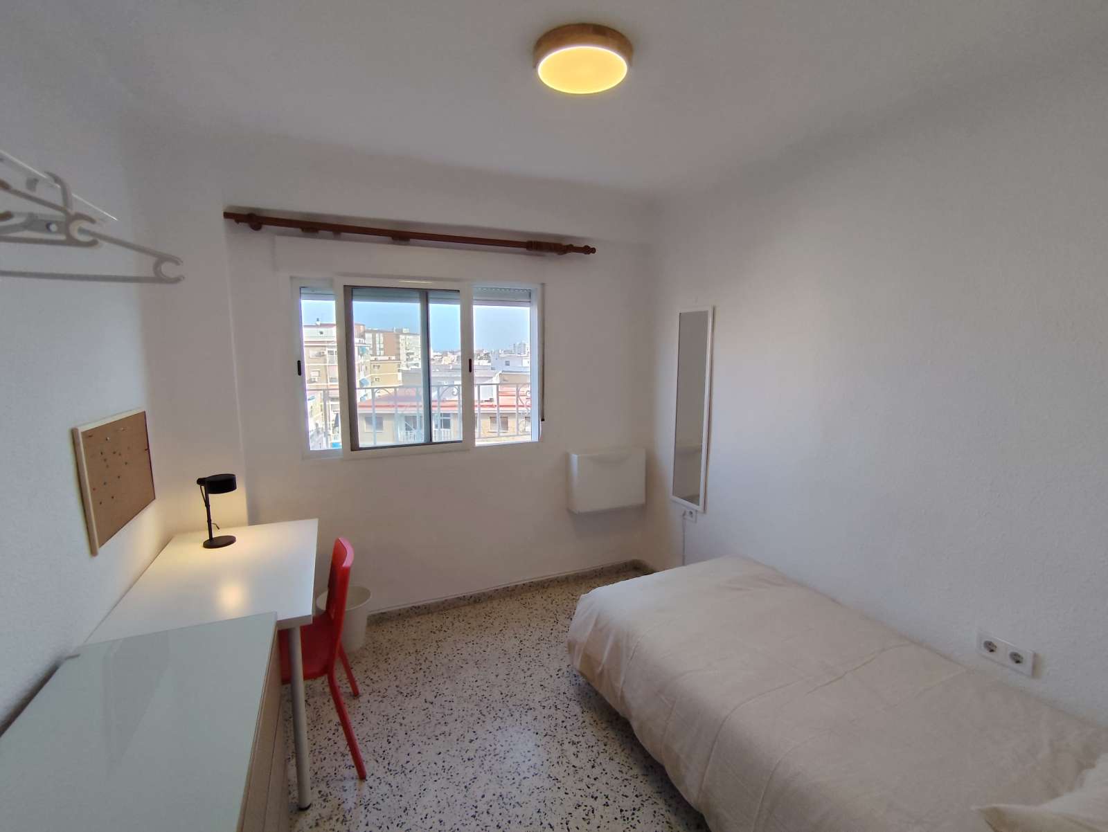 Shared room for rent in Miraflores de los Ángeles, Malaga.