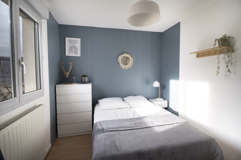 Room in Lyon