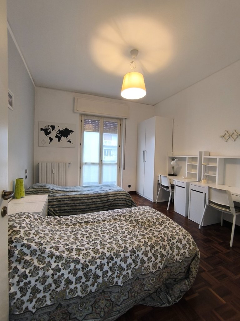 Cama
