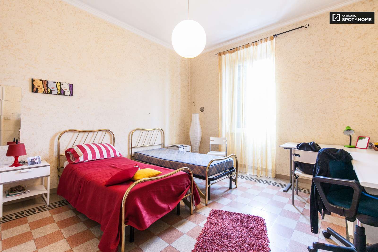 Room in shared 4-bedroom flat, Casal Bertone