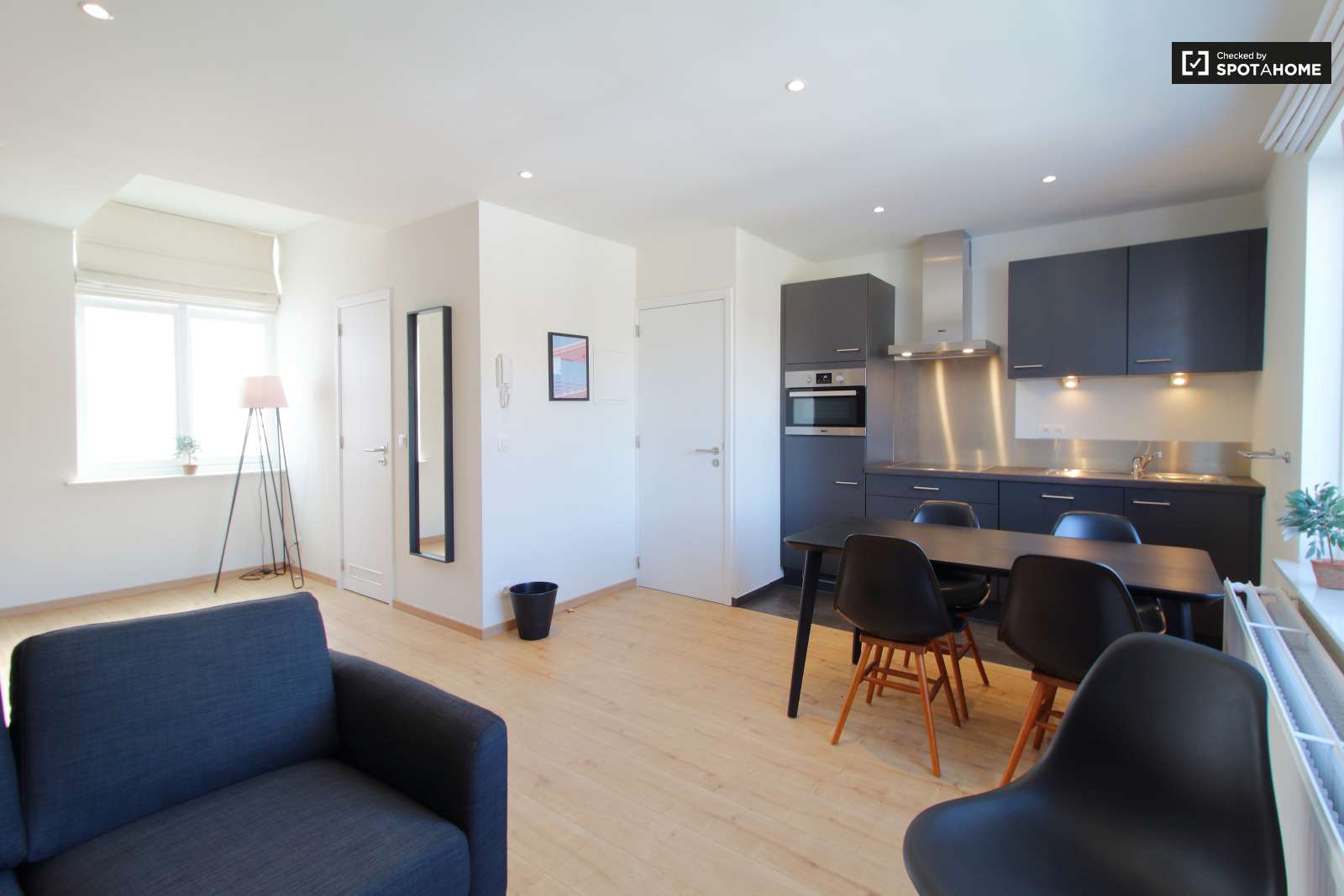 Studio apartment for rent in Brussels City Center (ref 357703) Spotahome