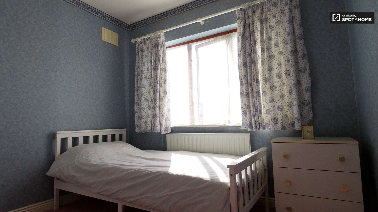 Room in a 4Bedroom Apartment for rent in Rathfarnham, Dublin (ref