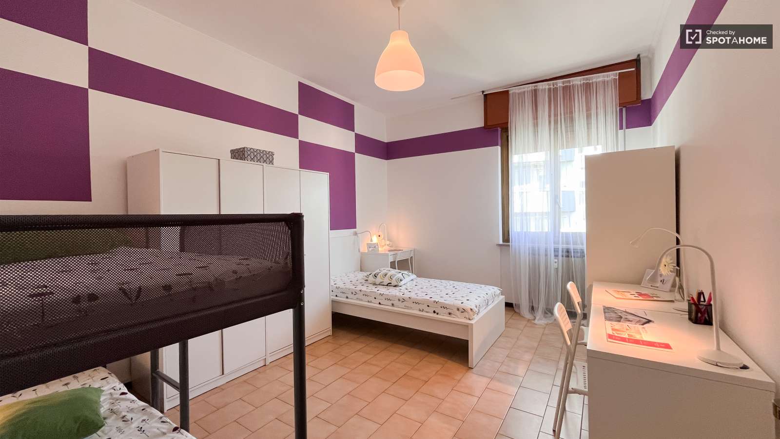 Bed in shared 3-bedroom flat for rent, Sesto San Giovanni
