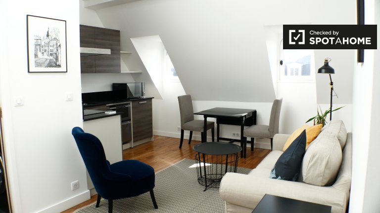 Apartment in Paris