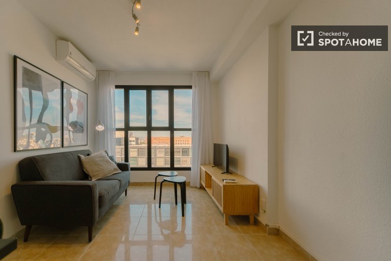 Studio apartment for rent in Algirós, Valencia